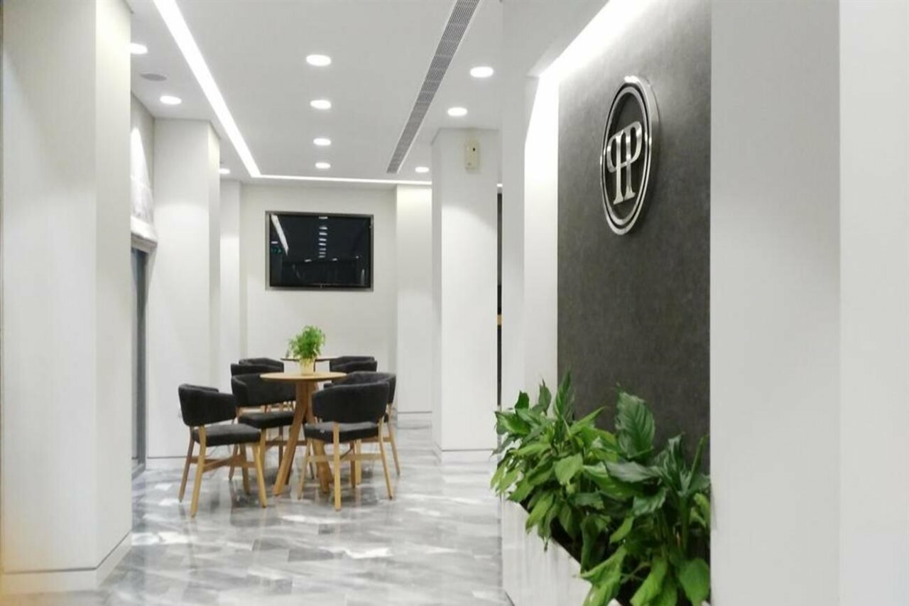 Фото Piraeus Port Hotel