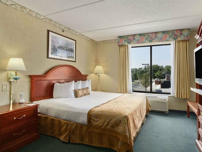 Фото Wingate by Wyndham Vineland/Millville