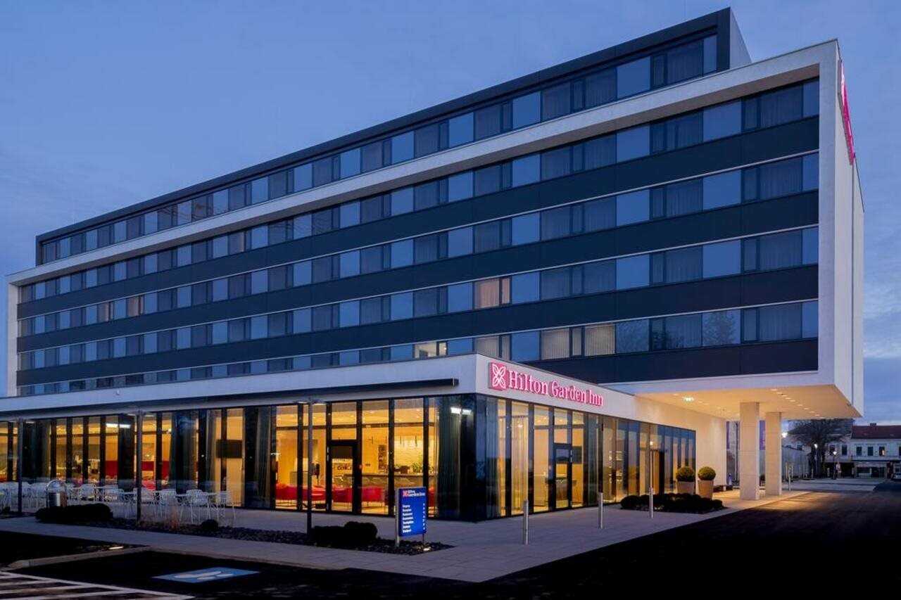 Фото Hilton Garden Inn Wiener Neustadt