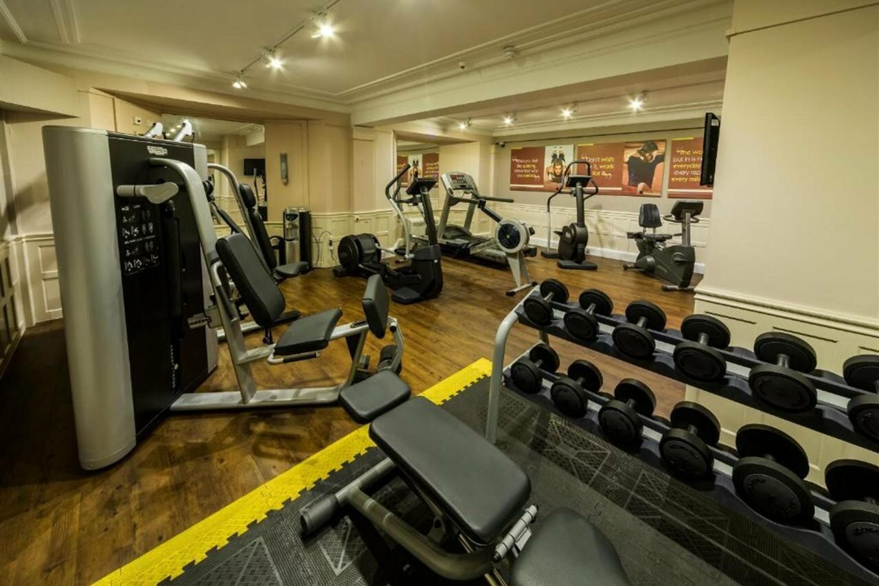 Фото The Old Ship Hotel