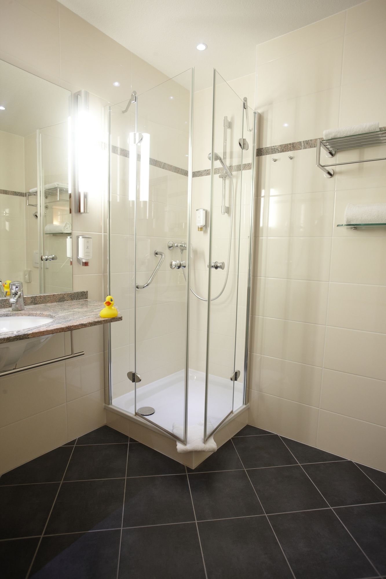 Фото Best Western Plus Kurhotel an der Obermaintherme