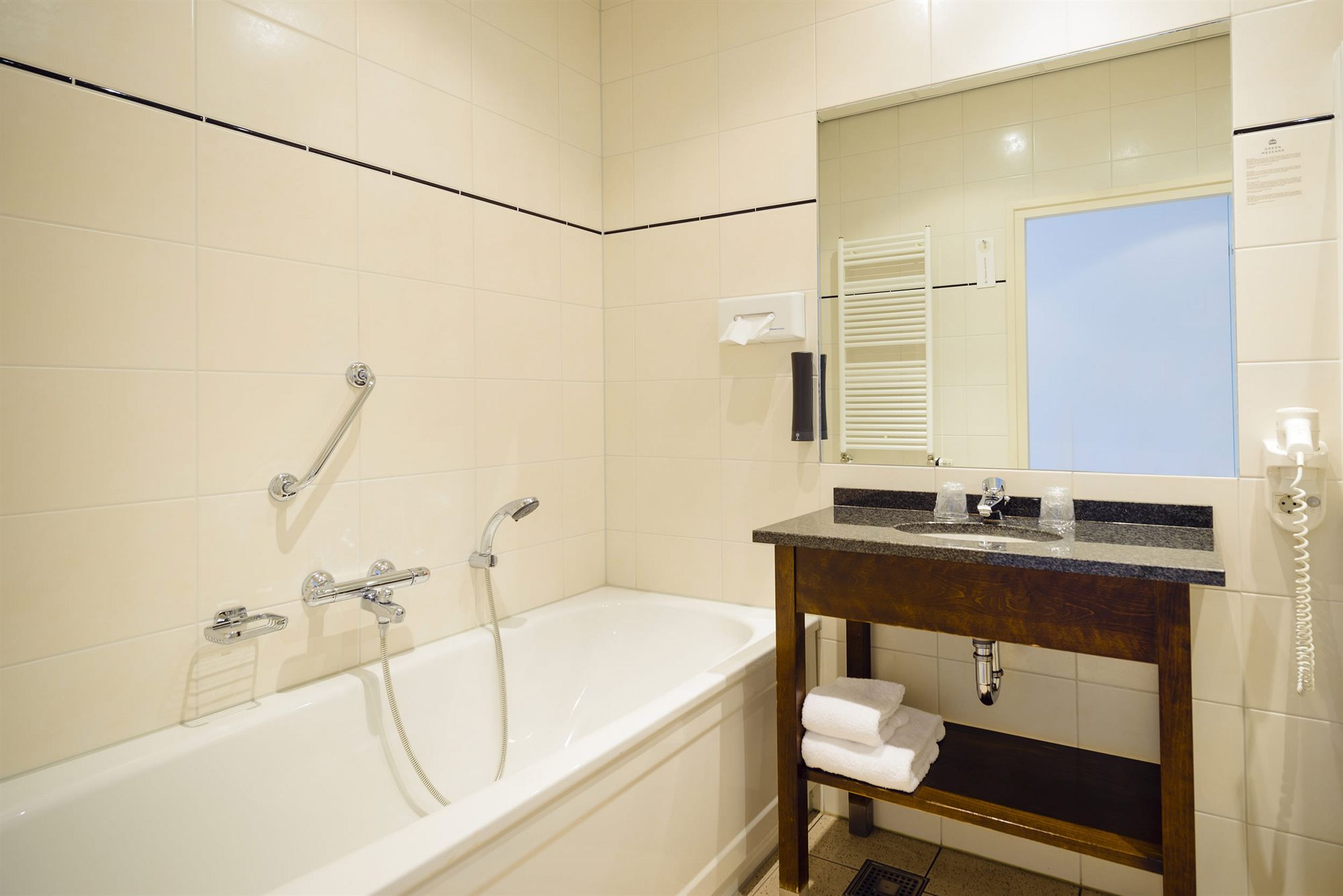 Фото Fletcher Hotel-Restaurant Amersfoort