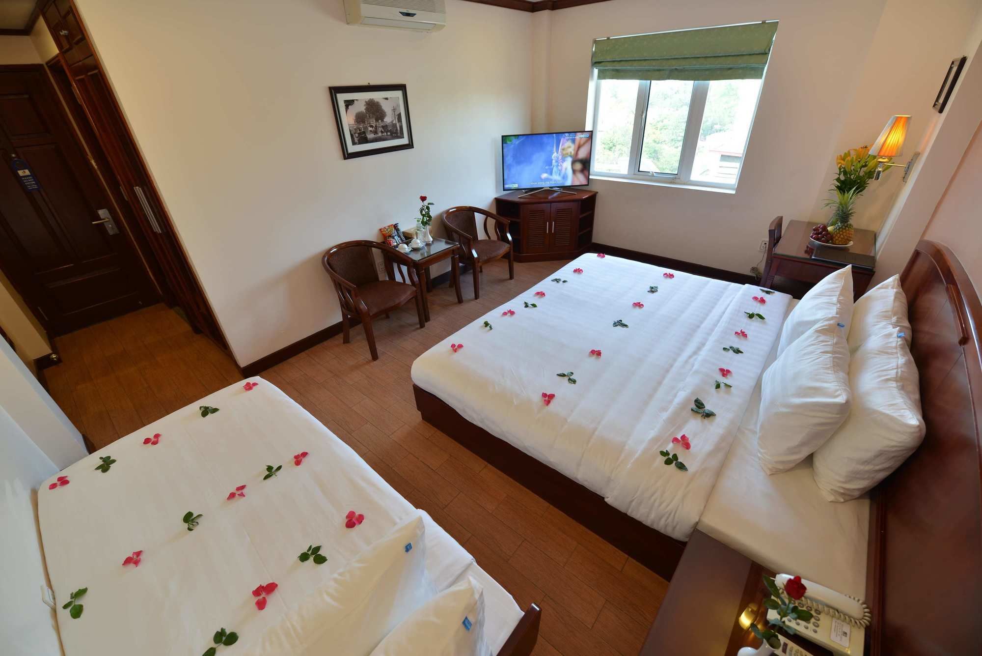 Фото Blue Ha Noi Inn Legend Hotel