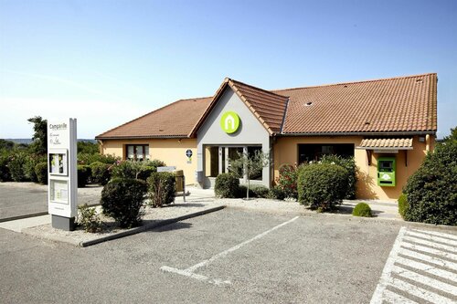 Гостиница Campanile Salon De Provence в Эксе-ан-Провансе