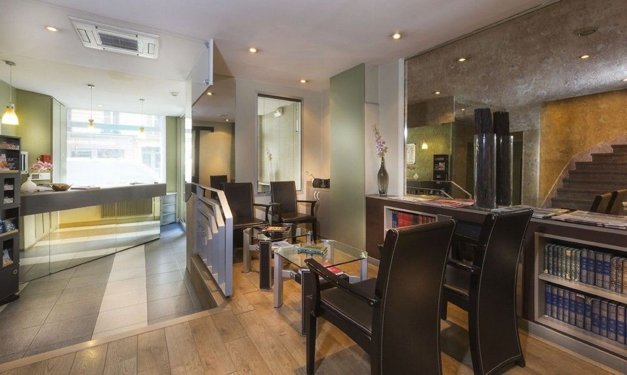 Фото Hôtel de France Quartier Latin