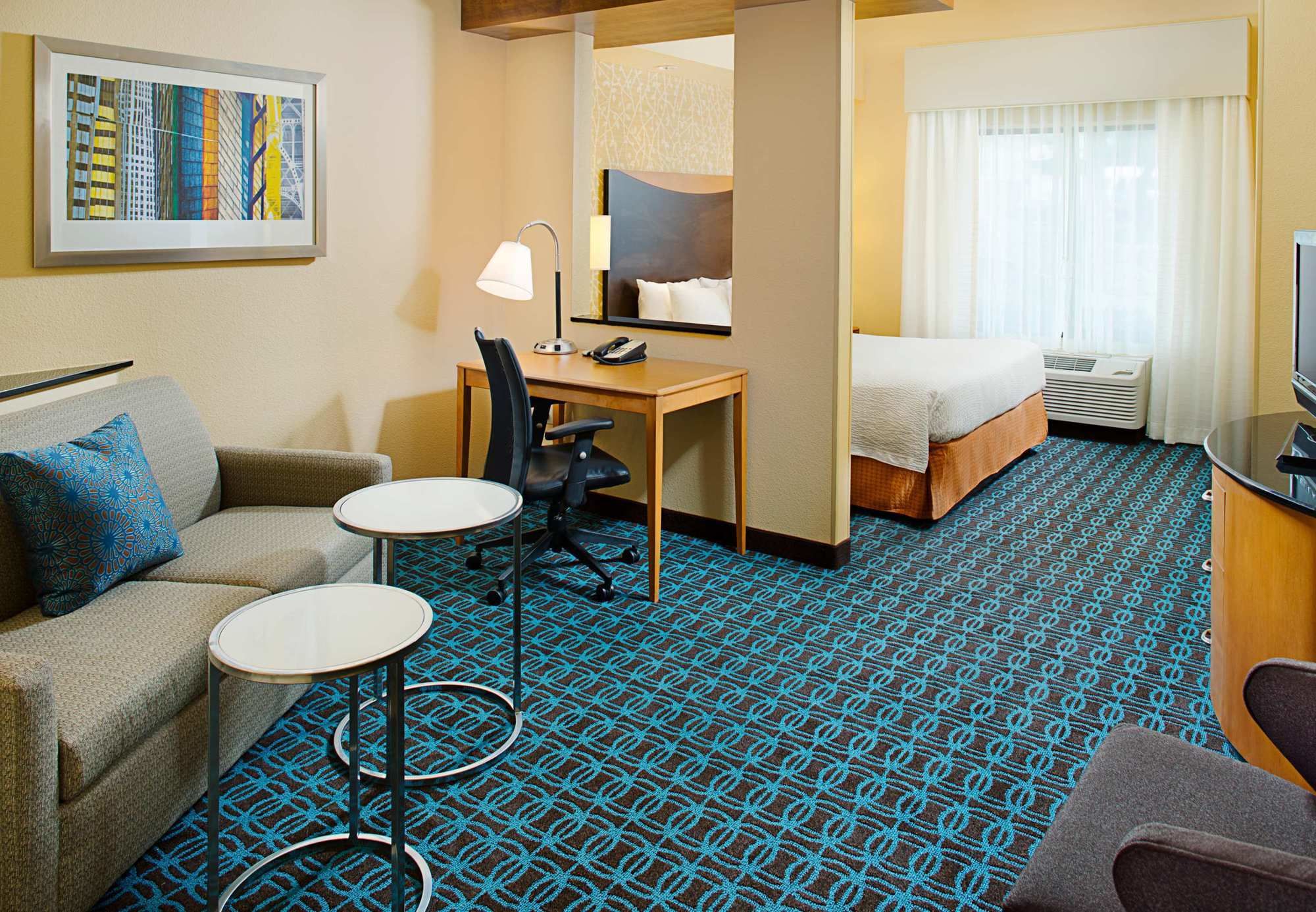 Фото Fairfield Inn & Suites by Marriott San Antonio Seaworld