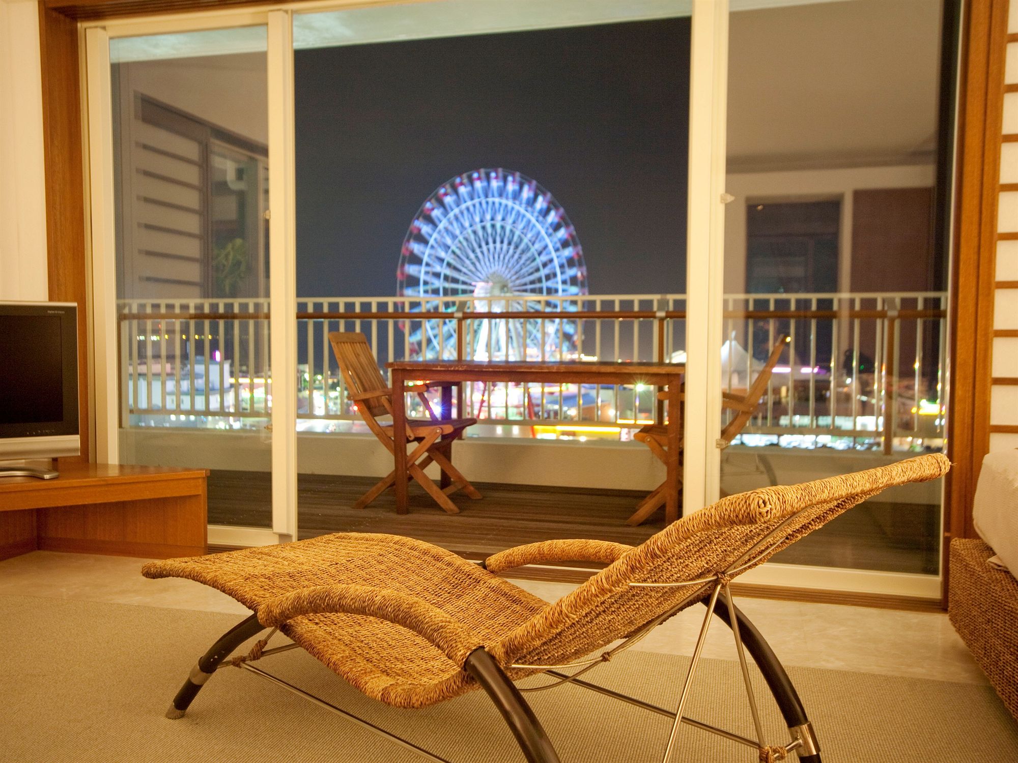 Фото Terrace Garden Mihama Resort