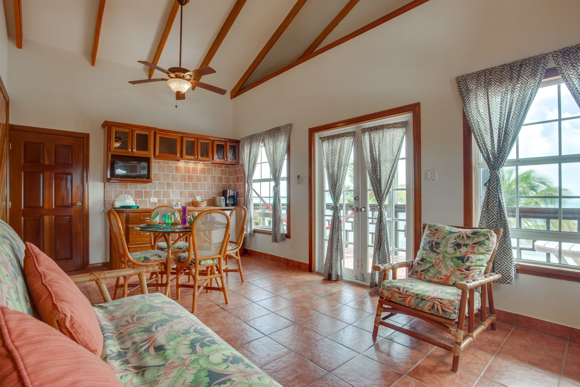 Фото X'Tan Ha - The Waterfront Resort