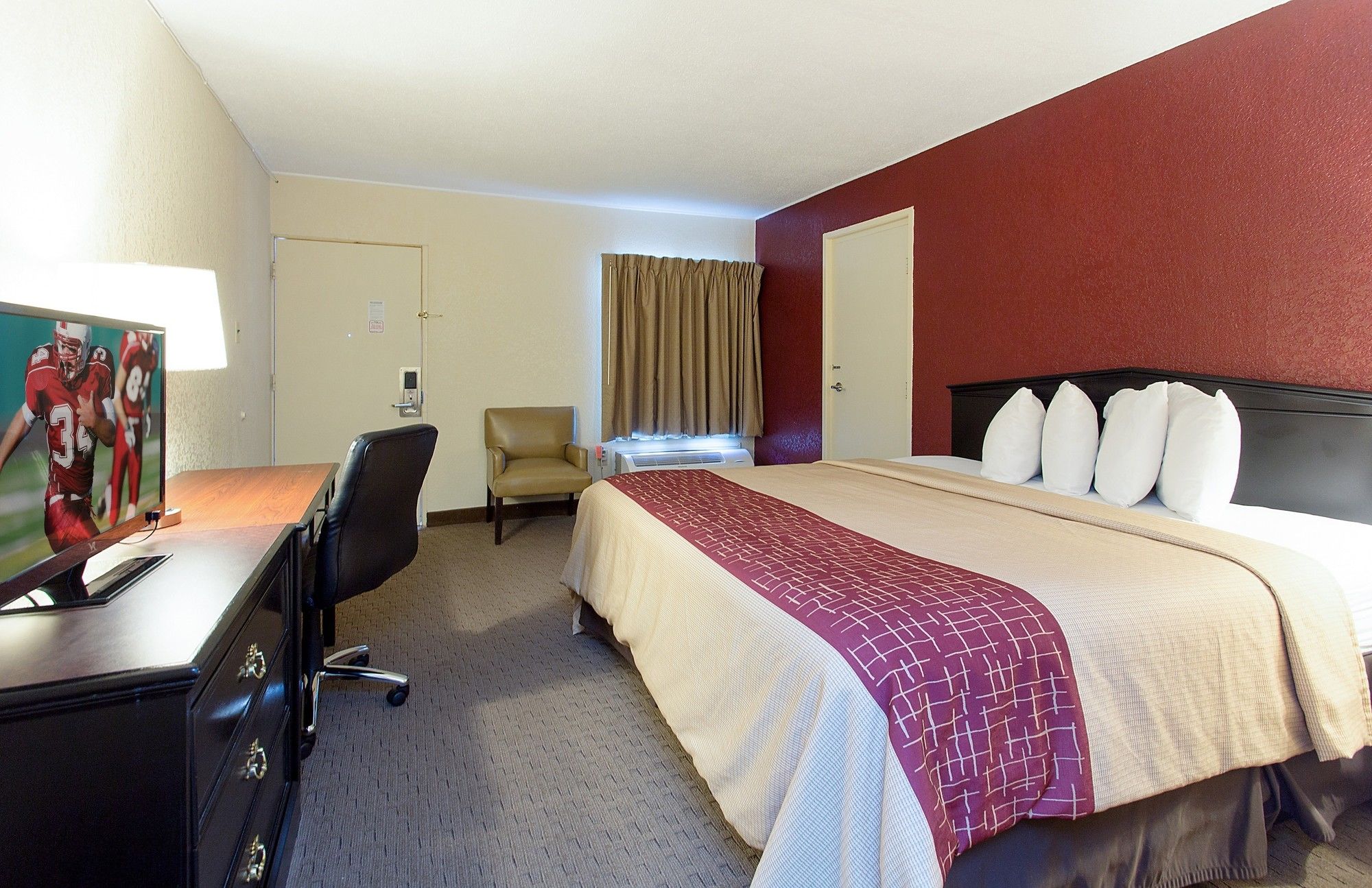 Фото Red Roof Inn Hot Springs