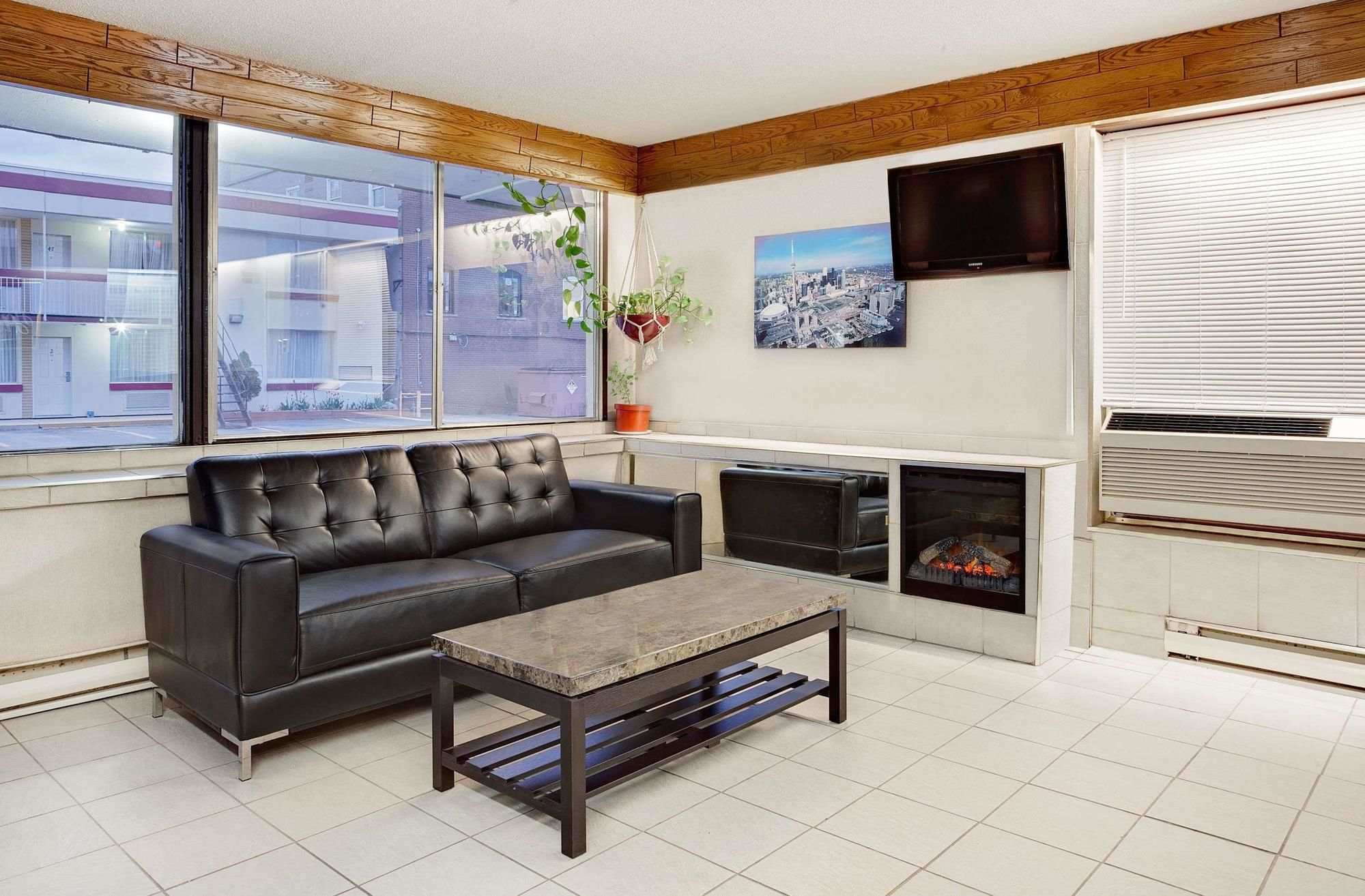 Фото Knights Inn North Bay