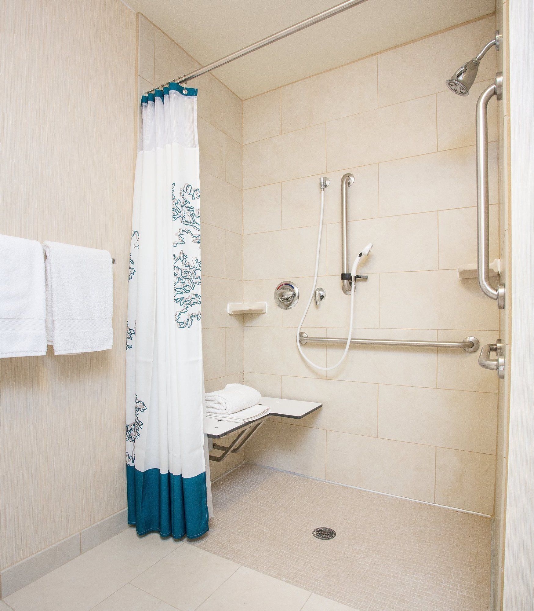 Фото Residence Inn by Marriott Topeka