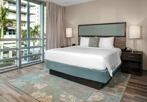 Внешний вид отеля Residence Inn by Marriott Miami Beach Surfside в Сёрфсайде, фото 3