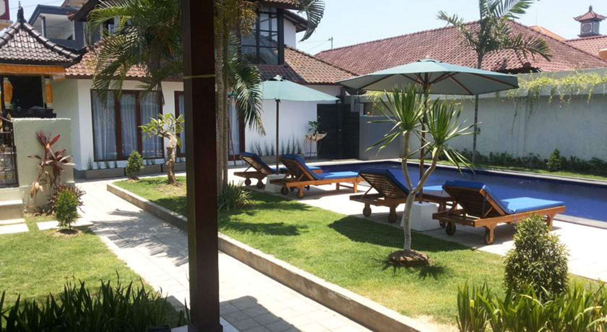 Фото U House Seminyak