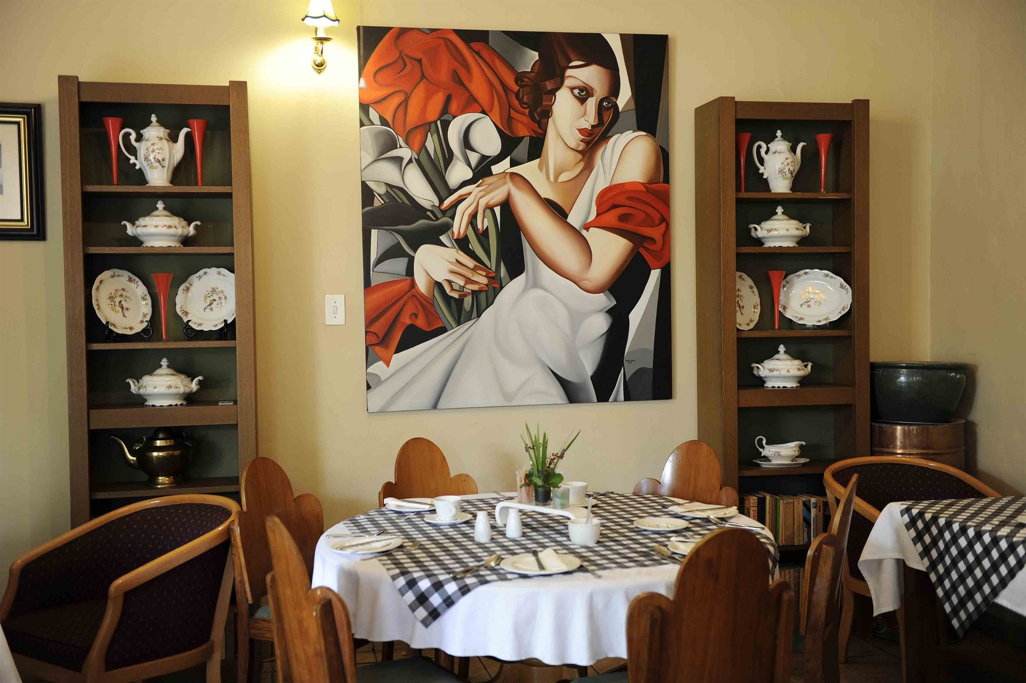 Фото Montagu Country Hotel