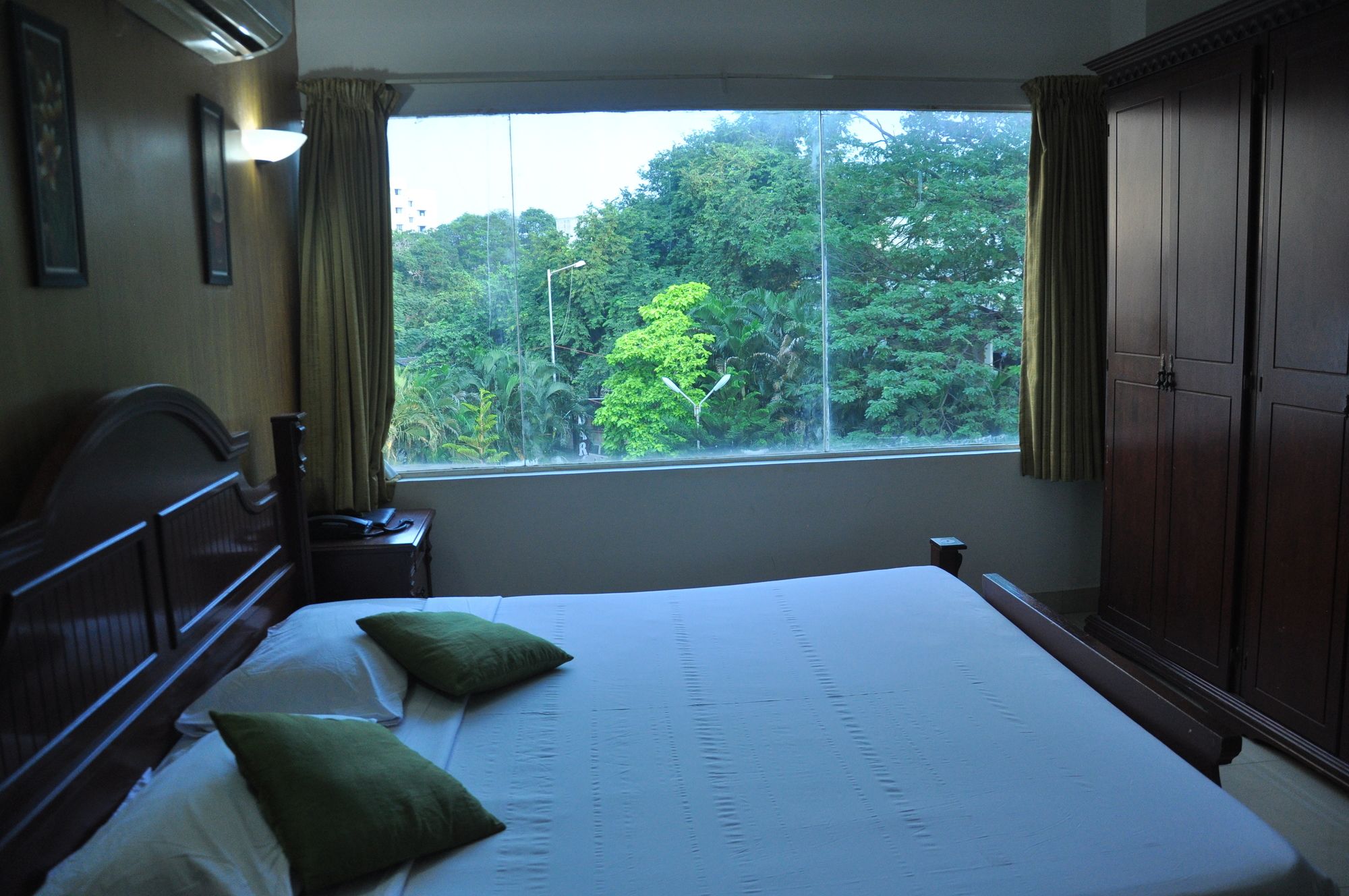 Фото Kings Hotel Egmore