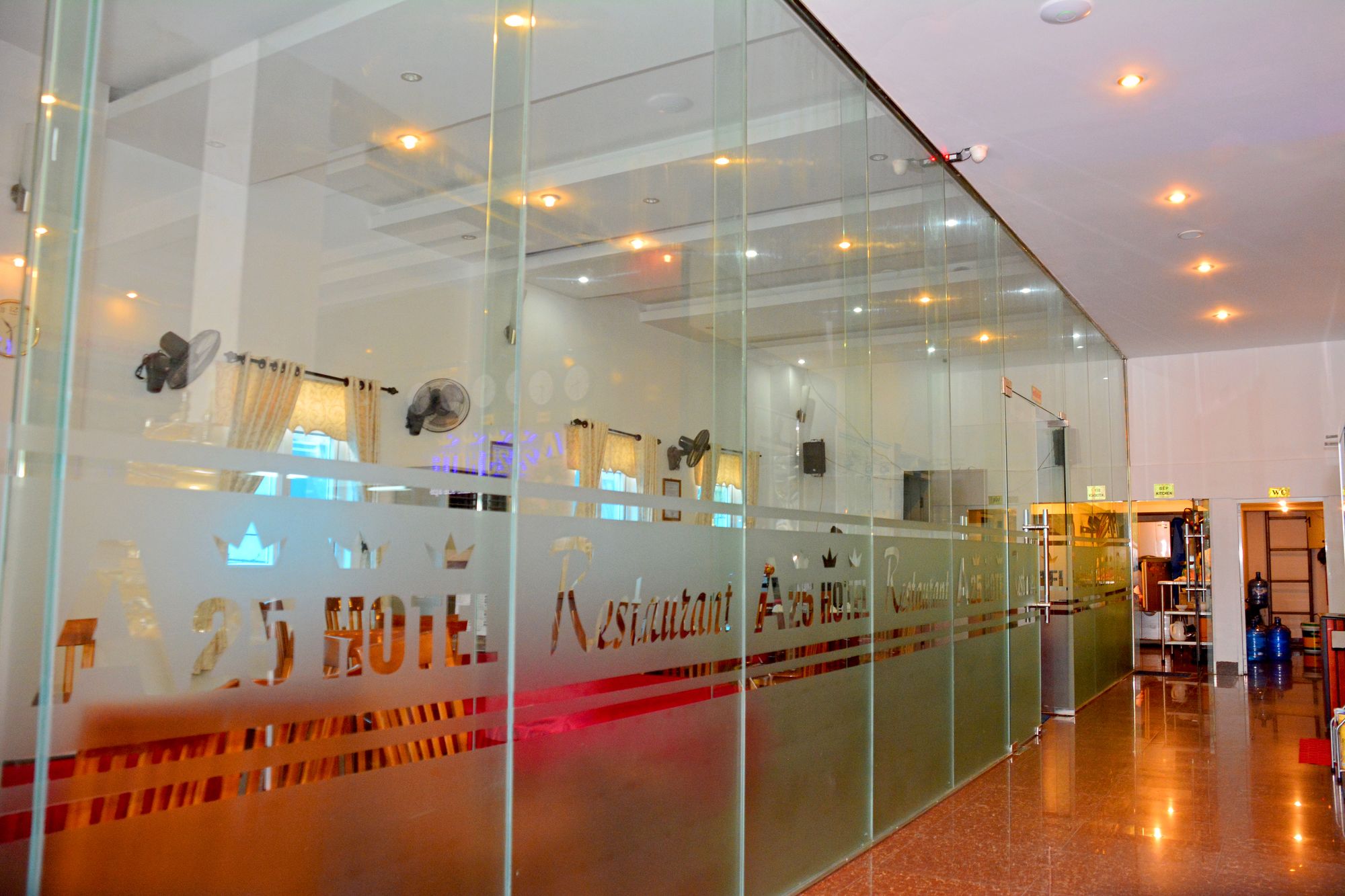 Фото A25 Hotel - 137 Nguyen Du Dn