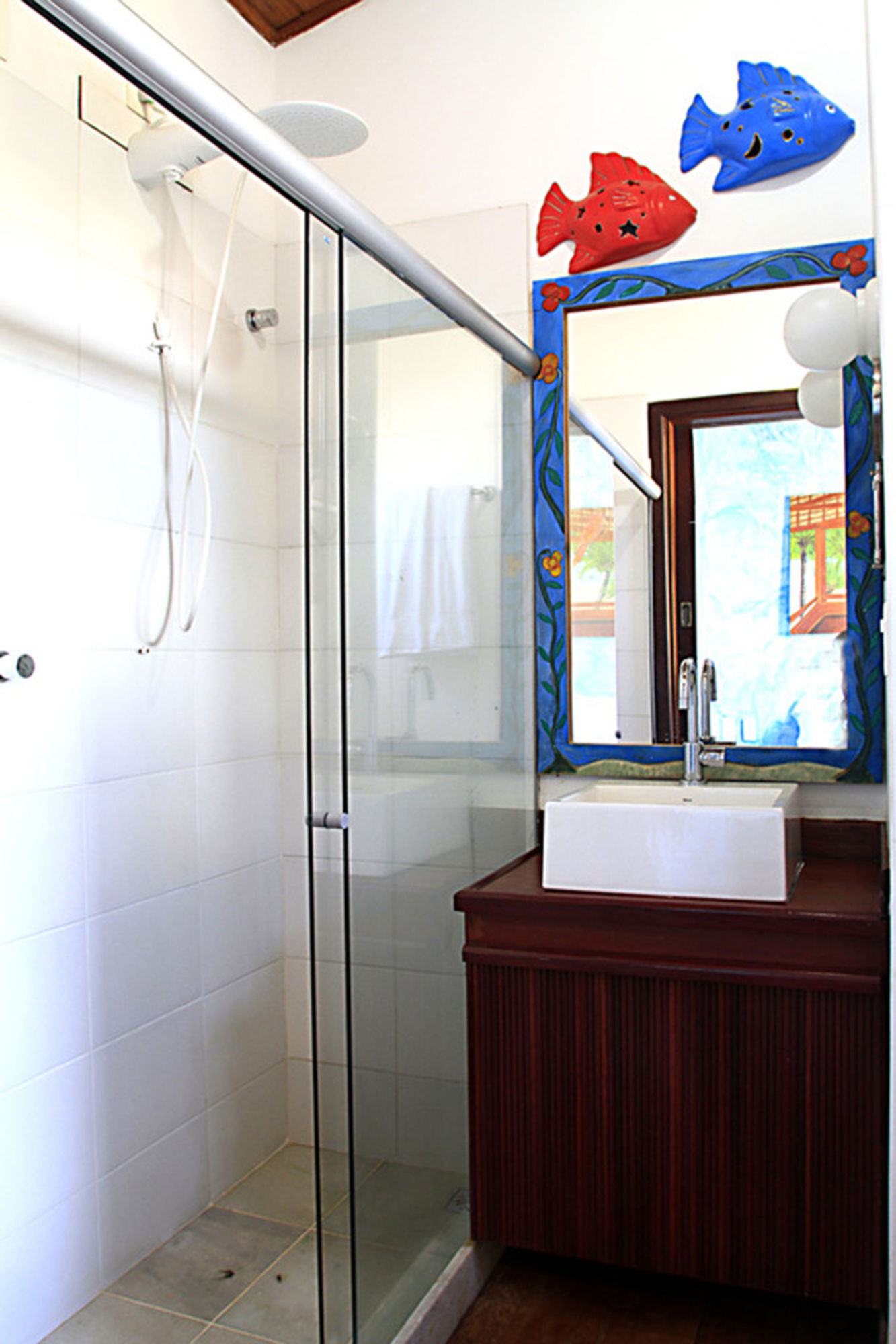 Фото Sambass lounge beach cafe & Pousada