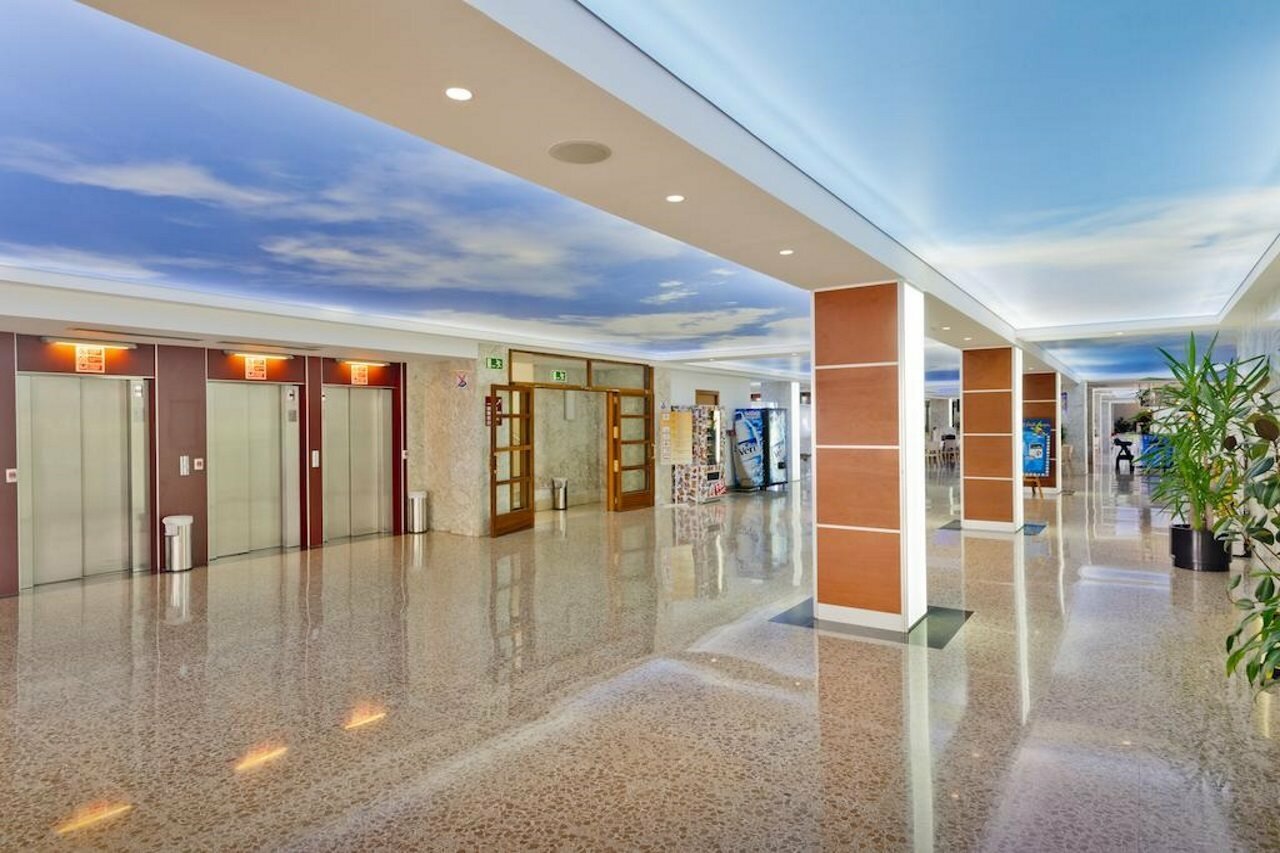 Фото Hotel Ght Oasis Park & SPA