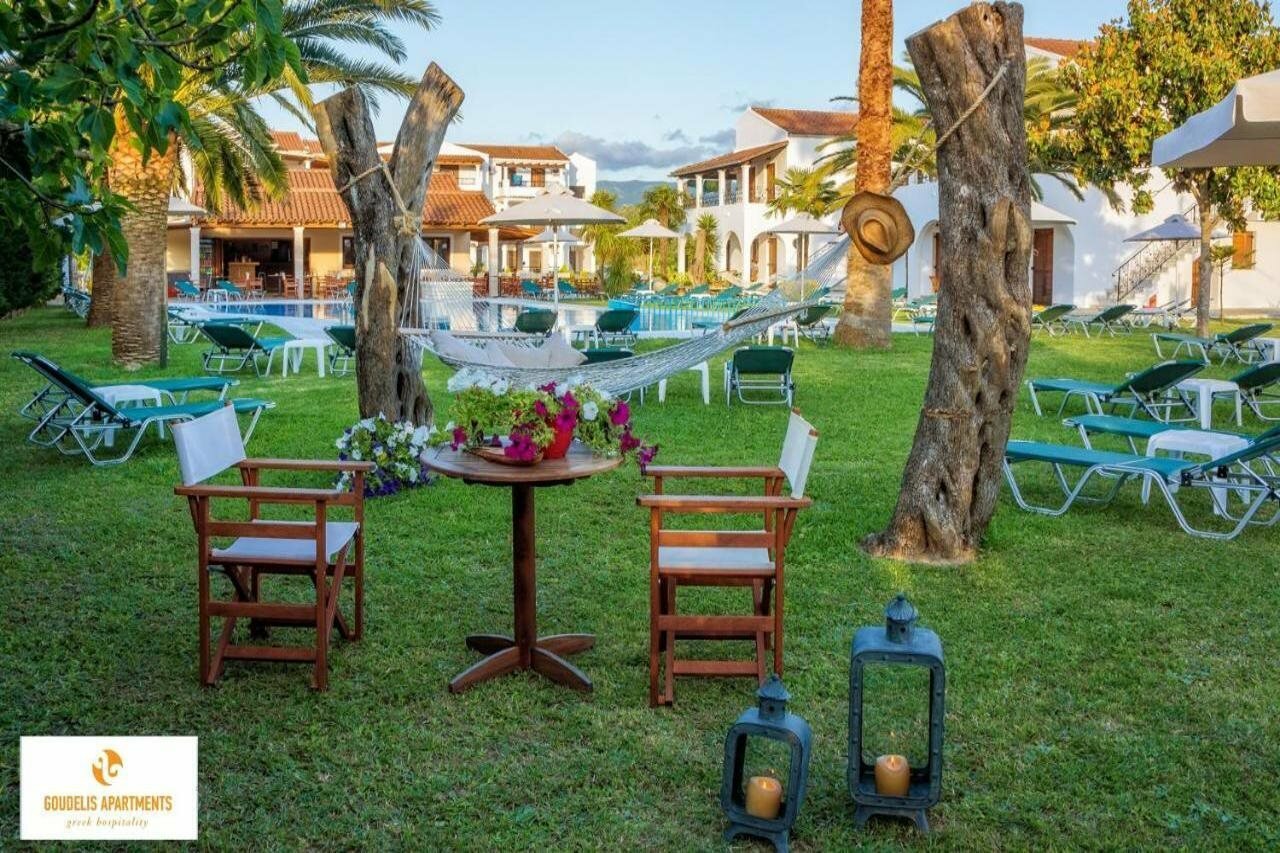 Фото Goudelis Apartments