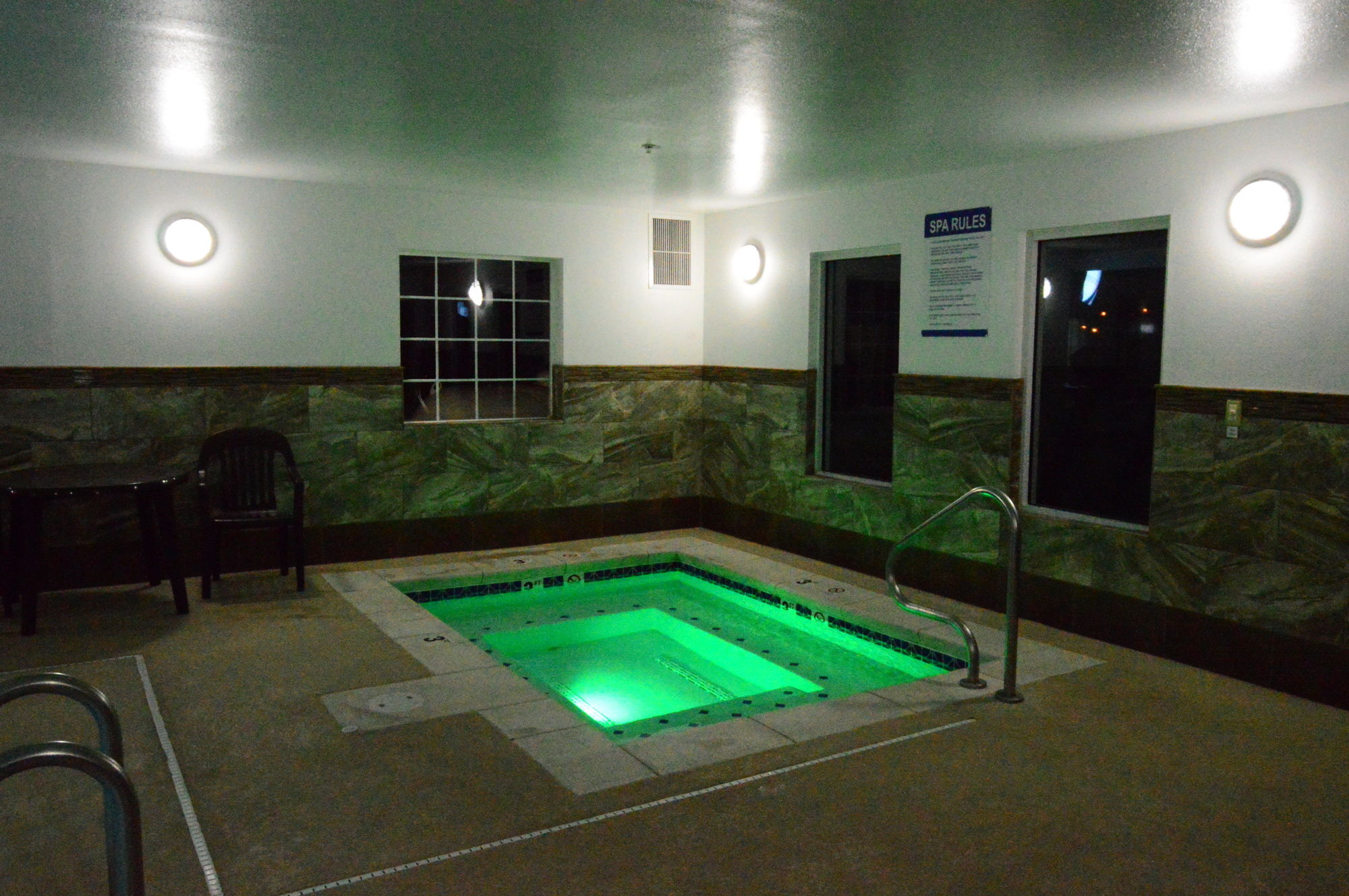 Фото FairBridge Inn Express