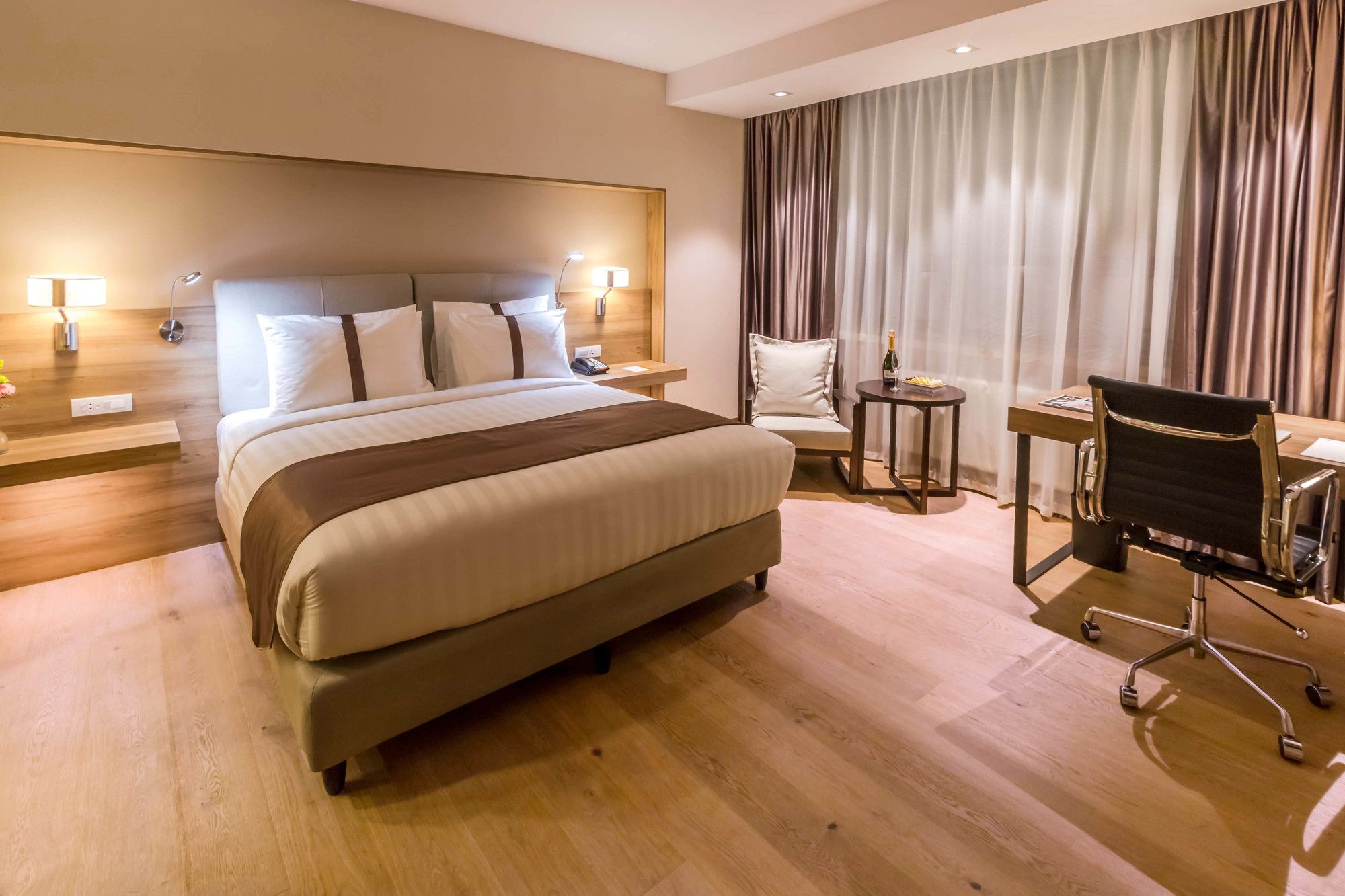 Фото Holiday Inn Ulaanbaatar by IHG