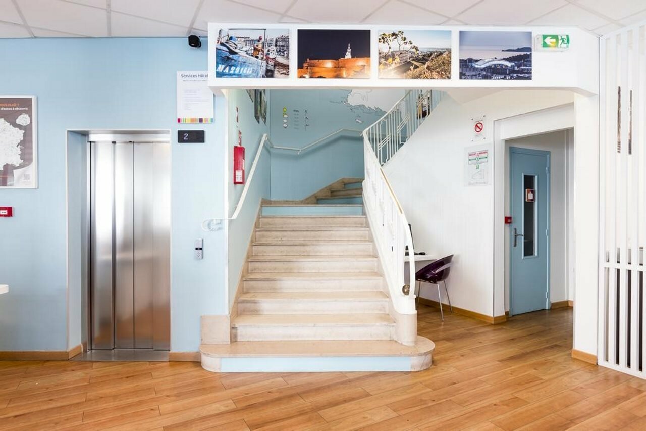 Фото ibis Styles Marseille Centre Prado Place Castellane