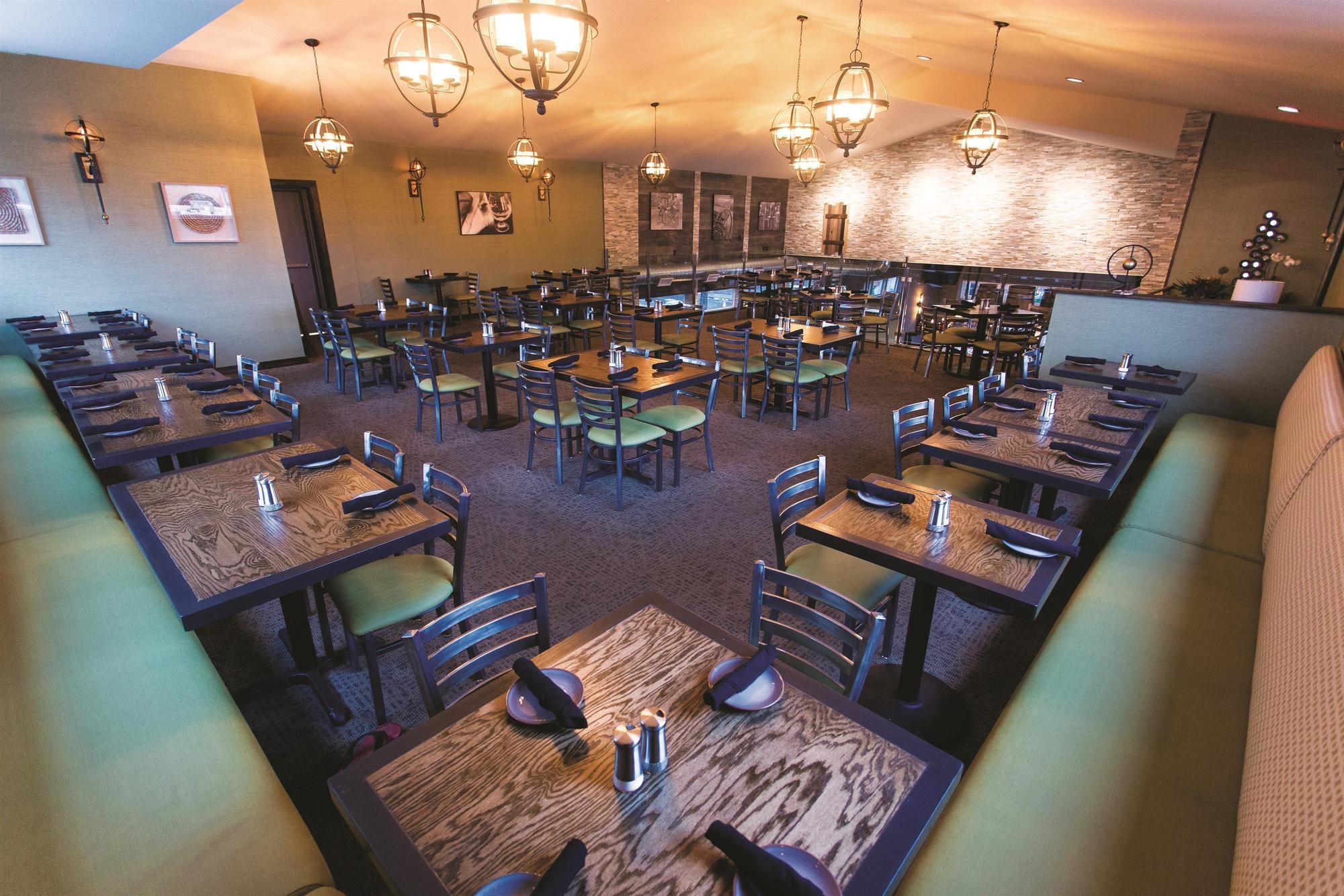 Фото La Quinta Inn & Suites by Wyndham Ocean City