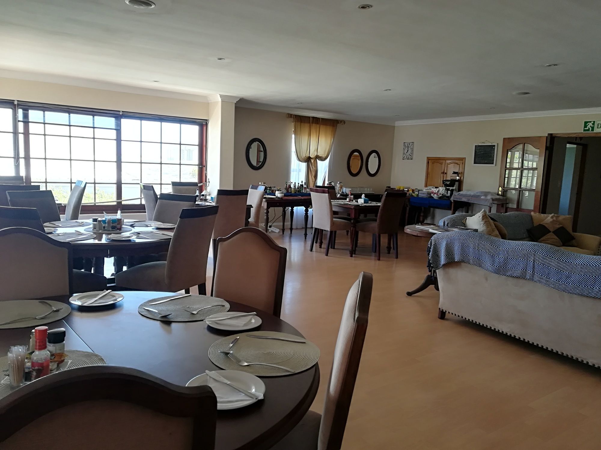 Фото Blouberg Manor Boutique Hotel