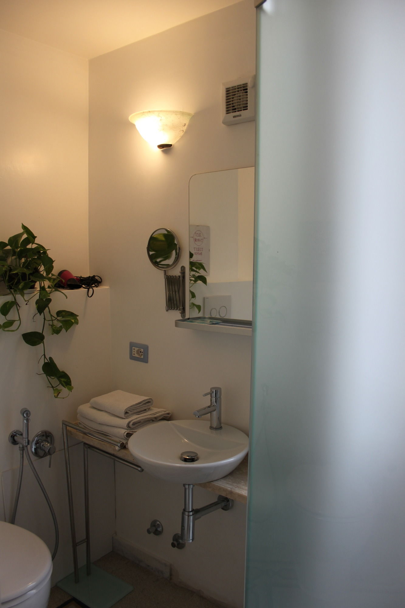 Фото A Casa Boschi Near Vatican Deluxe Junior Suite