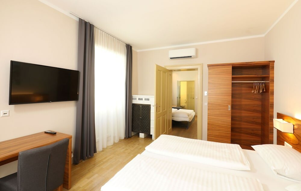 Фото Hotel Jedermann