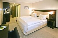 Фото Zi Hotel & Lounge