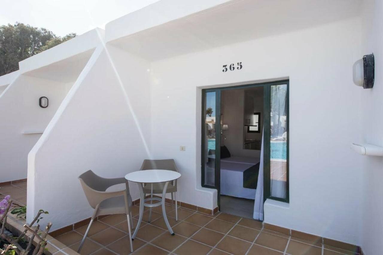 Фото Отель Thb Flora Aparthotel