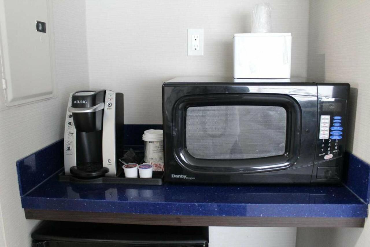 Фото GLō Best Western Mississauga Corporate Centre