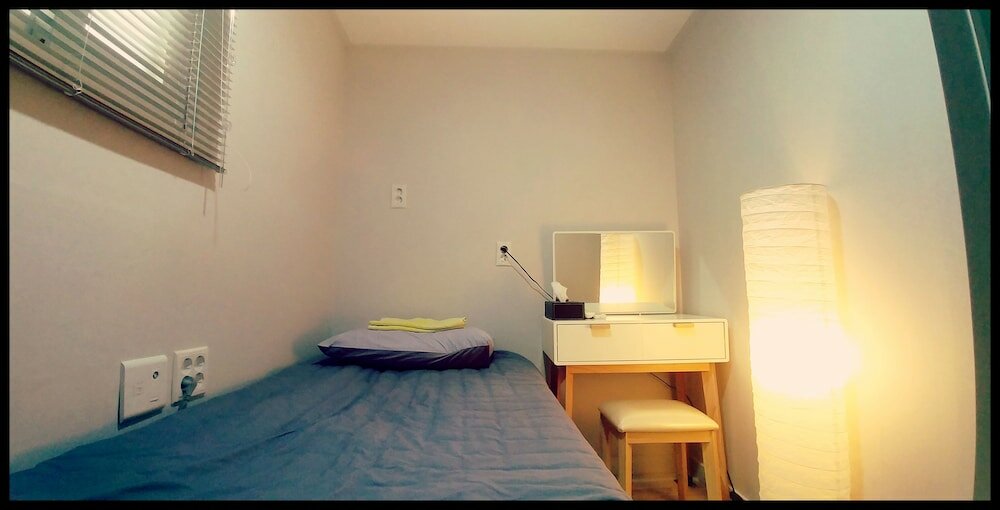 Фото 24guesthouse Sinchon