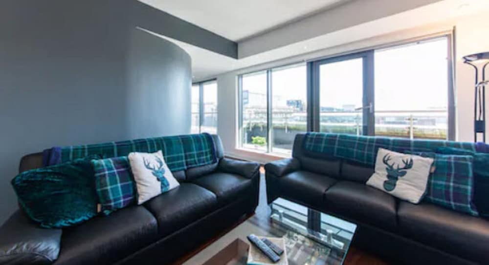 Фото The Spires Serviced Apartments Glasgow