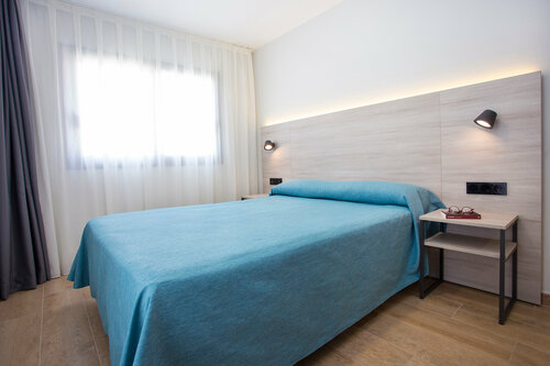 Гостиница Maryciel Apartamentos в Бенидорме