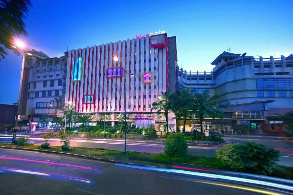 Hotel Favehotel Pgc Cililitan, Jakarta, photo