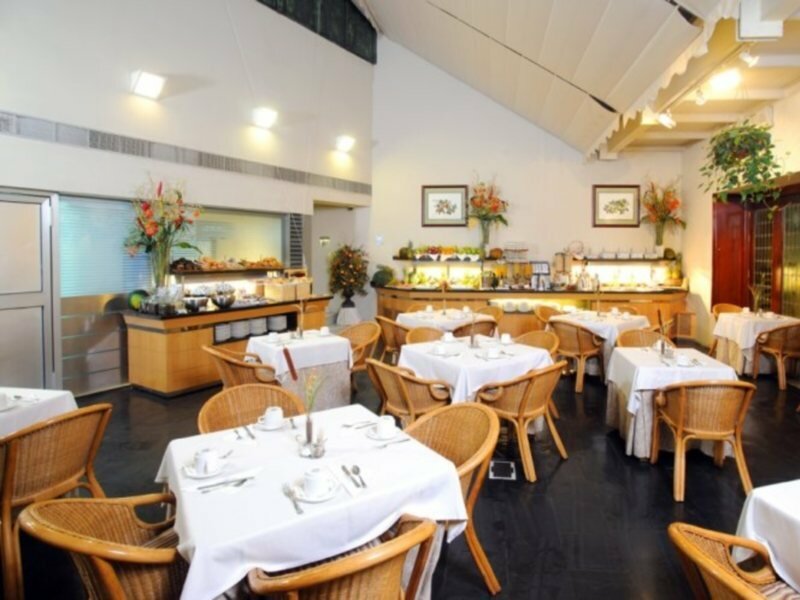 Фото Hotel Bécquer