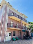Alina (Kurzalnaia Street, 32) ، بيت الضيافة