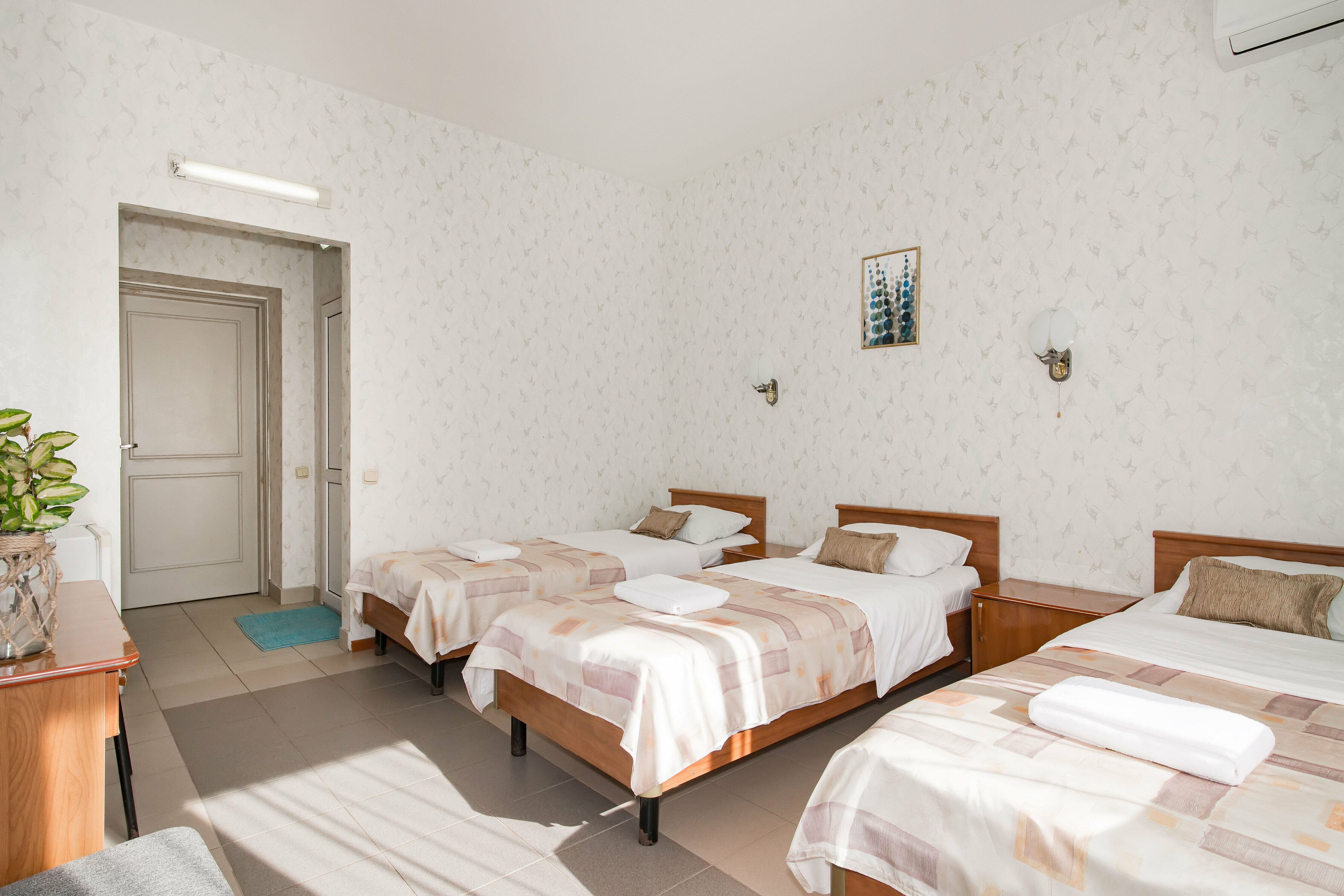 Фото Grand Crystal Group