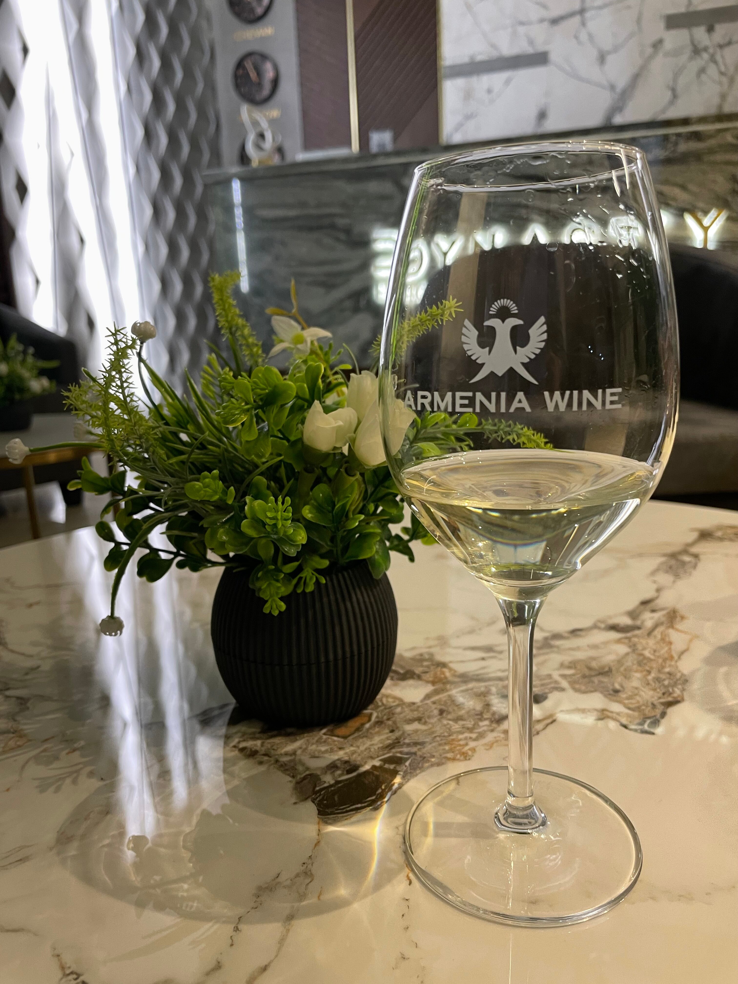 Фото Династия