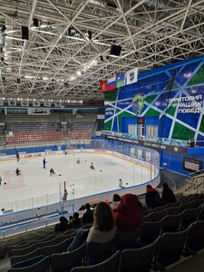 КРК Арена-Югра (Ледовая ул., 1А), спортивно-развлекательный центр в Ханты‑Мансийске