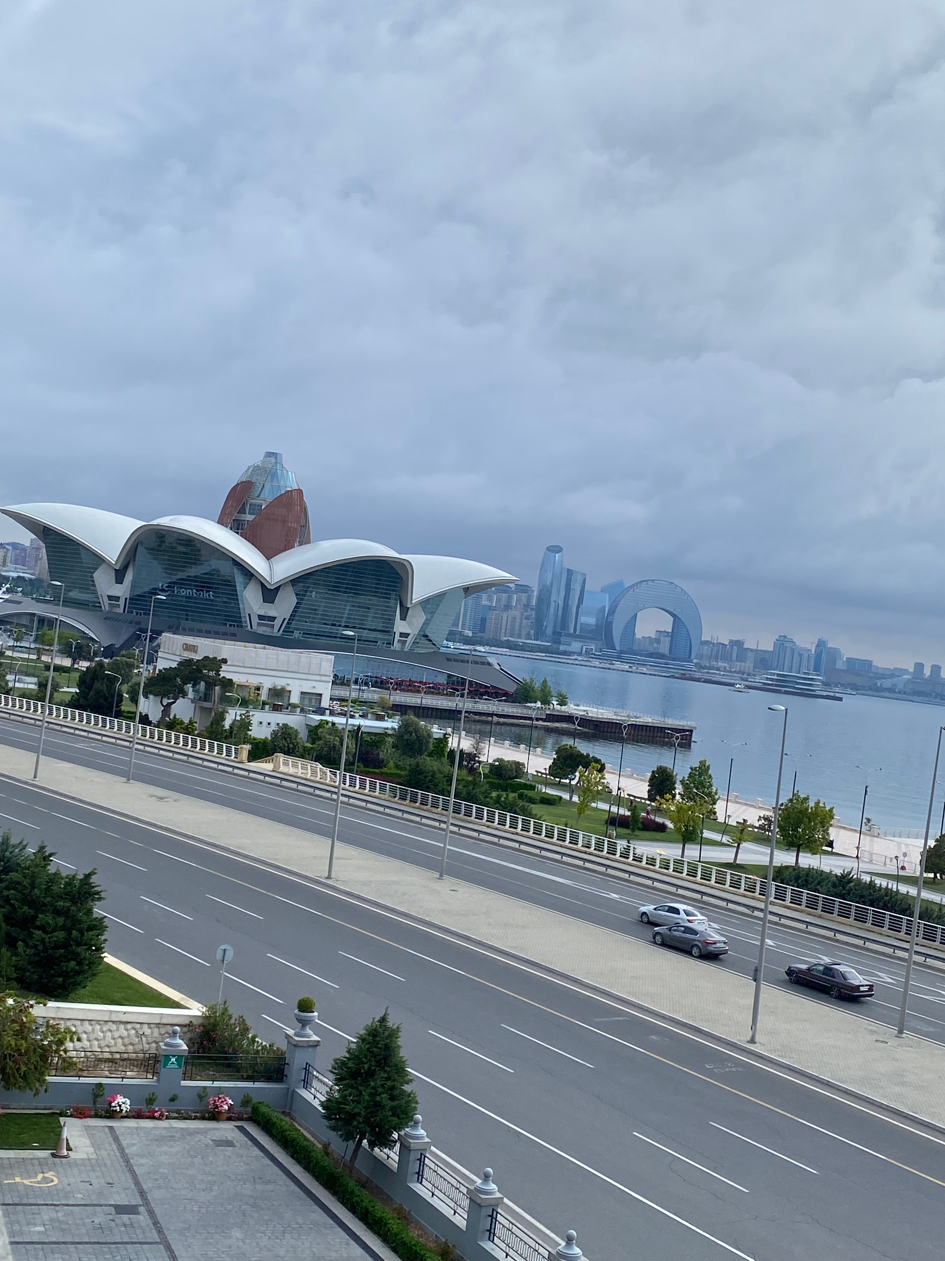 Фото Sheraton Baku Intourist