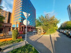 American Medical Centers (Shubar shaǵyn aýdany, Kosmonavtov kóshesi, 62А), medical center, clinic