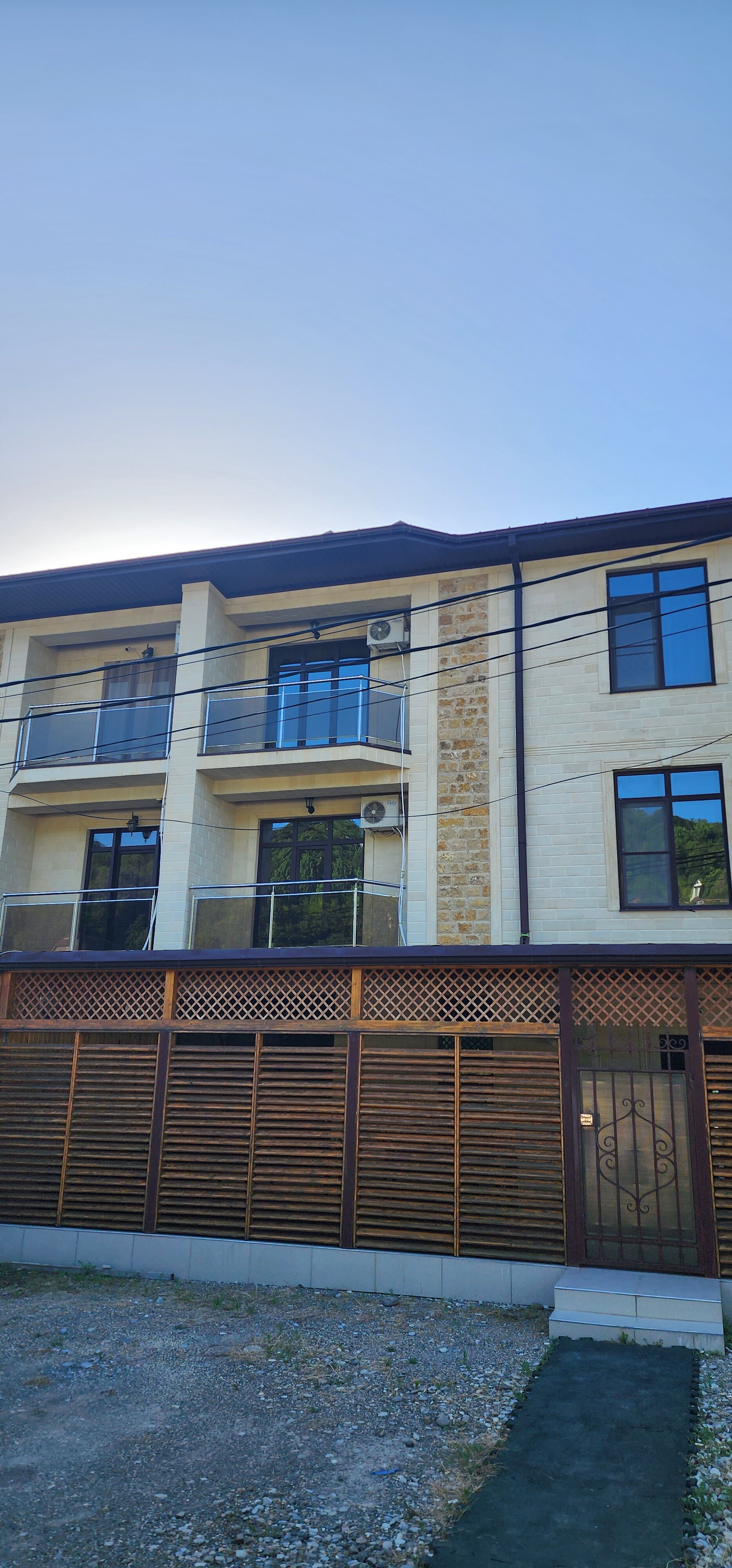 Фото ЯтьХаус