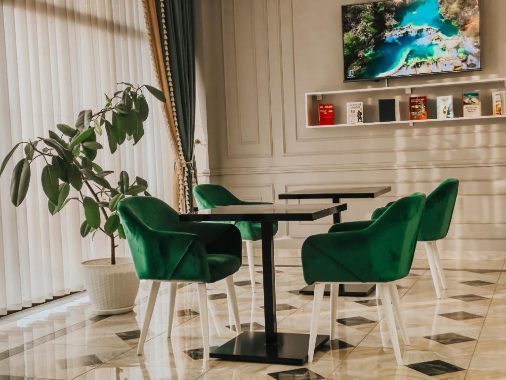 Фото Резидент