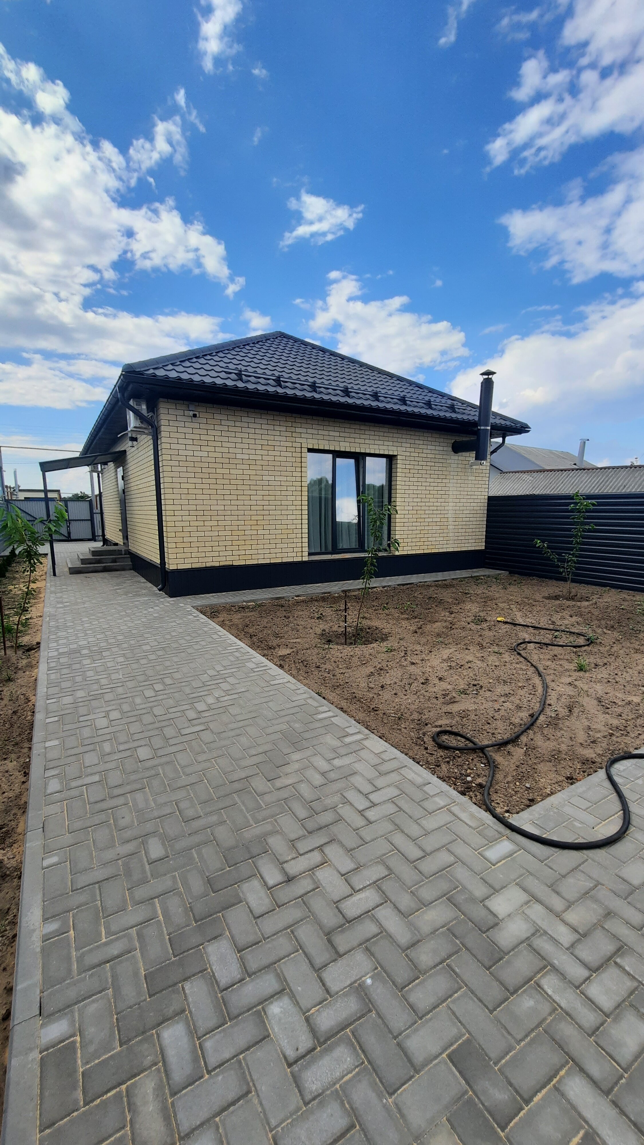 Фото Уютный дом в тихом месте