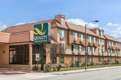 Гостиница Quality Inn & Suites Bell Gardens - Los Angeles в Дауни