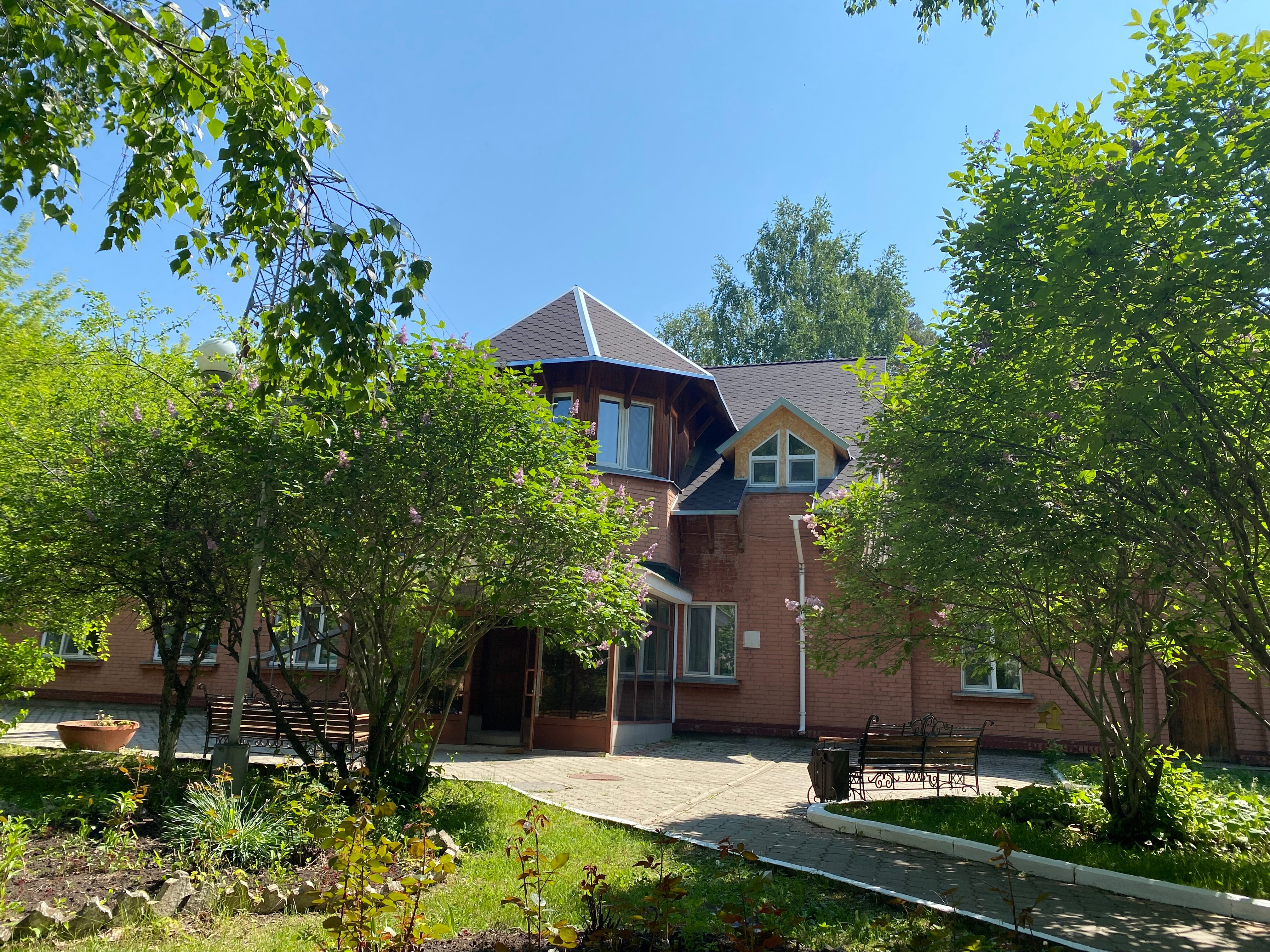 Фото отеля 2