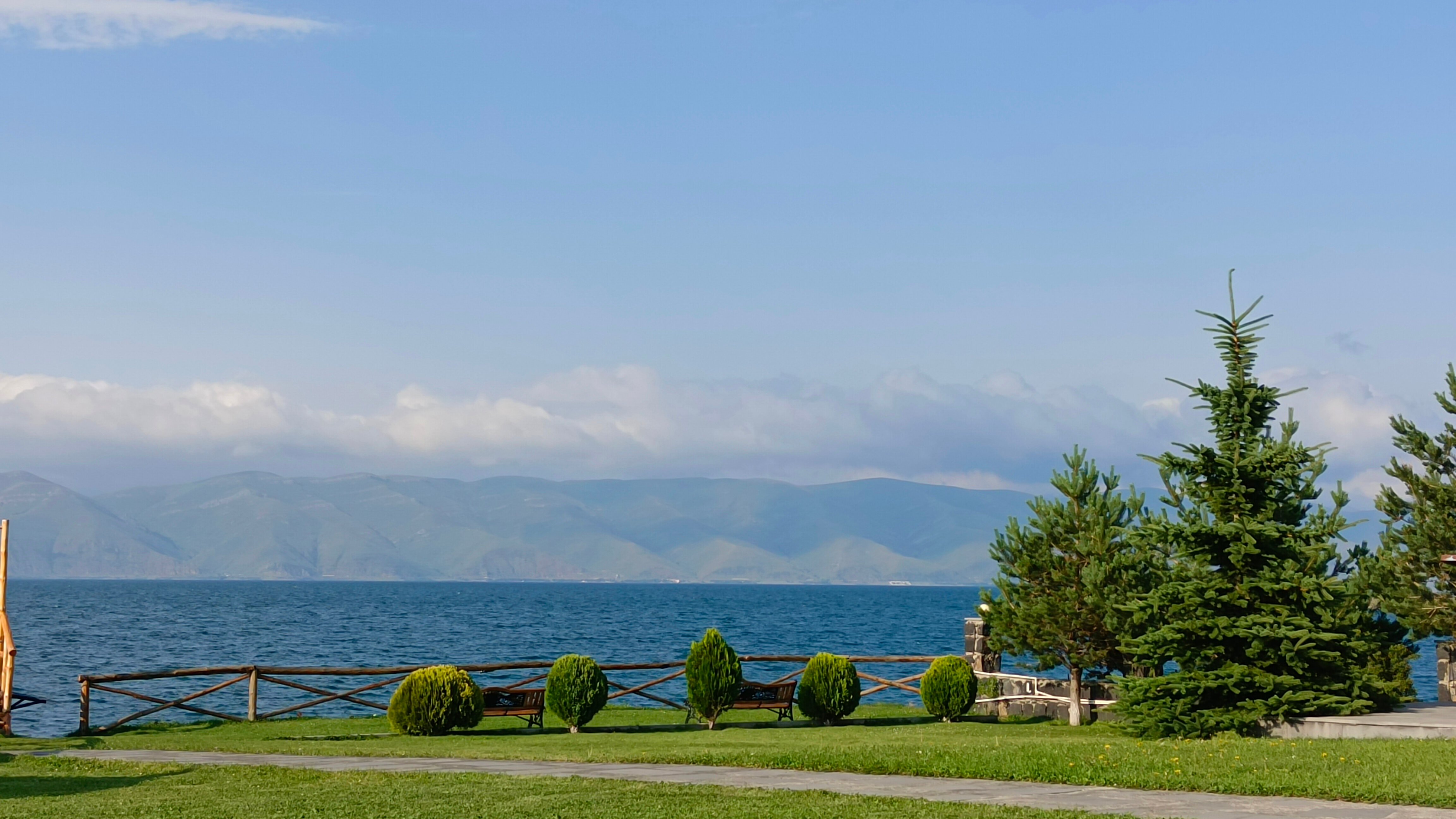 Фото Семейный Гостиничный Комплекс Цовасар